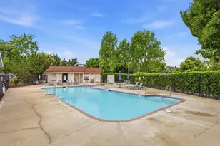 7317 Sunleaf Ln, Sacramento, CA 95828 - Photo 37