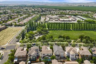 527 W Questa Trail, Mountain House, CA 95391 - Photo 63