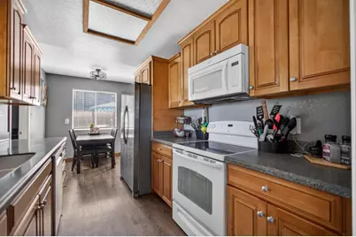 724 Dabney Ave, Rio Linda, CA 95673 - Photo 15