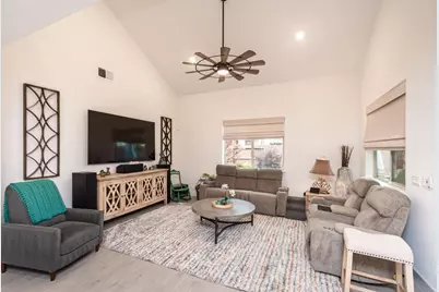 9024 Orlov Way, Roseville, CA 95747 - Photo 9