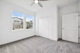 4033 Salamander, Roseville, CA 95747 - Photo 11