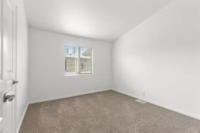 Prescott Road #246, Modesto, CA 95350 - Photo 17