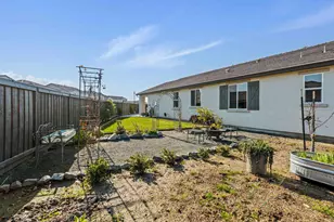 976 Garzas St, Lathrop, CA 95330 - Photo 25