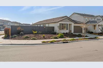 976 Garzas Street, Lathrop, CA 95330 - Photo 3