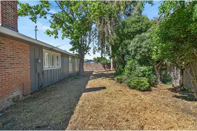 1109 W Churchill Street, Stockton, CA 95207 - Photo 41