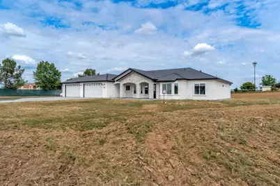 21035 Forest Glen Road, Madera, CA 93638 - Photo 3