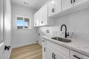 21035 Forest Glen Rd, Madera, CA 93638 - Photo 19