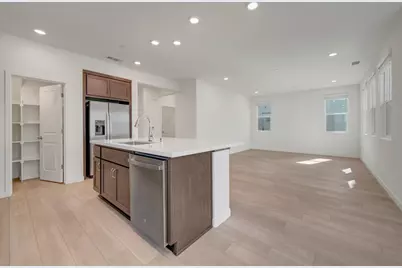 14545 Southpointe Drive #83, Folsom, CA 95630 - Photo 5