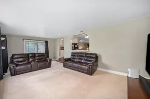 7042 Larchmont Dr, North Highlands, CA 95660 - Photo 15