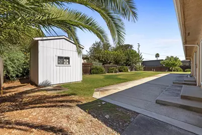 15735 Redondo Drive, Tracy, CA 95304 - Photo 47