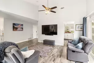 1380 Pebblewood Dr, Sacramento, CA 95833 - Photo 5