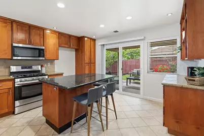 3110 Pender Isl Street, West Sacramento, CA 95691 - Photo 9