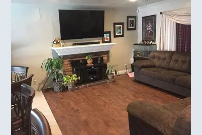 6649 Steiner Drive, Sacramento, CA 95823 - Photo 3