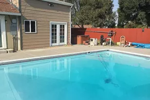 6649 Steiner Dr, Sacramento, CA 95823 - Photo 11