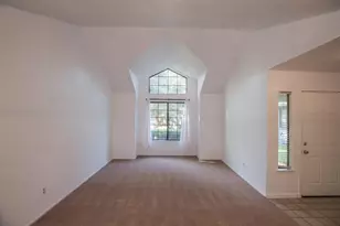 7761 Roberts River Way, Sacramento, CA 95831 - Photo 5