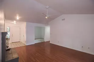 7761 Roberts River Way, Sacramento, CA 95831 - Photo 9