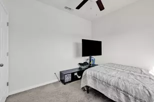 9633 Respect Dr, Sacramento, CA 95829 - Photo 17