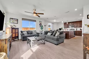 9633 Respect Dr, Sacramento, CA 95829 - Photo 5