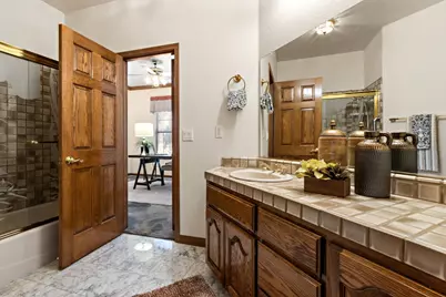 891 Shore Breeze Drive, Sacramento, CA 95831 - Photo 17