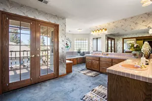 891 Shore Breeze Dr, Sacramento, CA 95831 - Photo 25