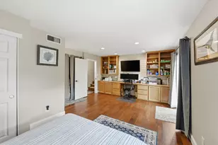 2010 Mineral Springs Dr, Roseville, CA 95747 - Photo 23