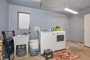 5581 Turnbull Cir, Fair Oaks, CA 95628 - Photo 29