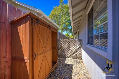 8449 Bramble Bush Circle, Antelope, CA 95843 - Photo 19