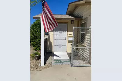 316 Poplar Avenue, Manteca, CA 95336 - Photo 1