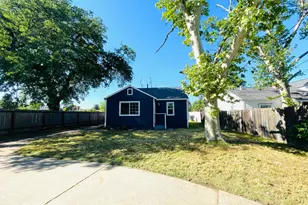 1757 Kenwood St, Sacramento, CA 95815 - Photo 1