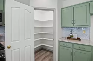 100 Aviator Cir, Sacramento, CA 95835 - Photo 15