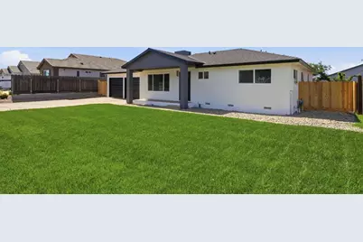 6237 Claus, Riverbank, CA 95367 - Photo 5