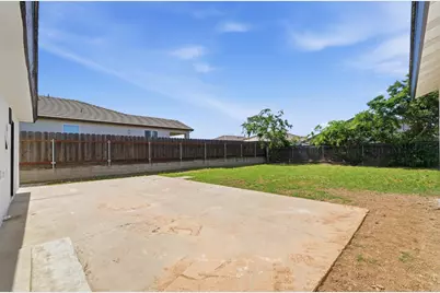 6237 Claus, Riverbank, CA 95367 - Photo 39