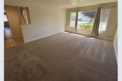 777 Lawrence Drive, Gilroy, CA 95020 - Photo 9