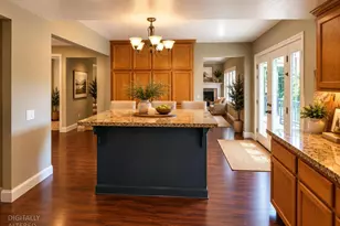 8484 Oakwind Ct, Orangevale, CA 95662 - Photo 15