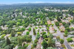 8484 Oakwind Ct, Orangevale, CA 95662 - Photo 53