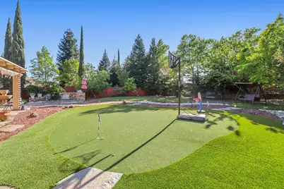 8900 Belford Court, Roseville, CA 95747 - Photo 49