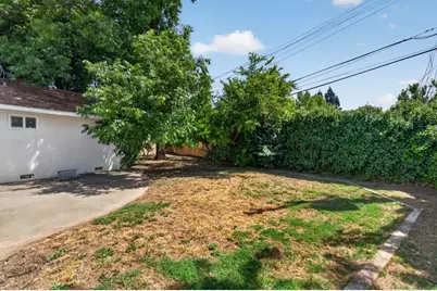 5625 49th Street, Sacramento, CA 95824 - Photo 29