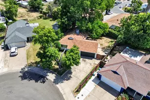 5625 49th St, Sacramento, CA 95824 - Photo 35