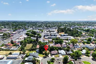 5625 49th St, Sacramento, CA 95824 - Photo 39
