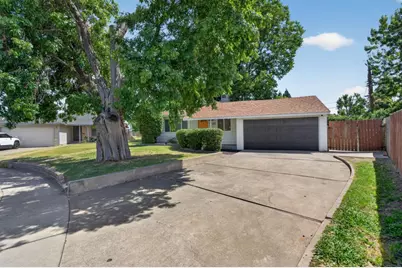 5625 49th Street, Sacramento, CA 95824 - Photo 3