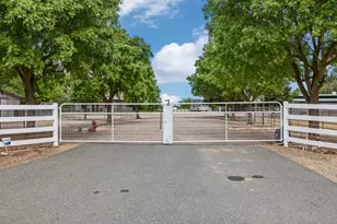 24521 N Mcintire Rd, Clements, CA 95227 - Photo 37