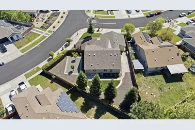 1452 Claridge Court, Plumas Lake, CA 95961 - Photo 33