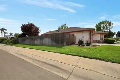 3271 Stonegate Drive, Yuba City, CA 95993 - Photo 5