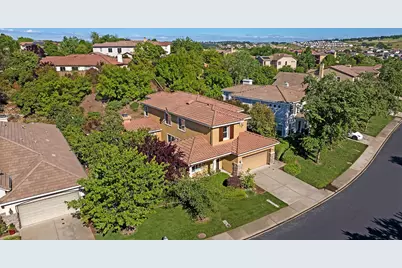 8013 Damico Drive, El Dorado Hills, CA 95762 - Photo 47