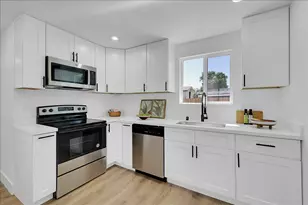 4859 Arboga Rd, Olivehurst, CA 95961 - Photo 13