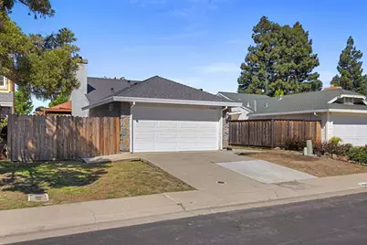 9488 Dunkerrin Way, Elk Grove, CA 95758 - Photo 3