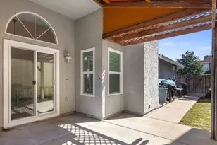 9488 Dunkerrin Way, Elk Grove, CA 95758 - Photo 37