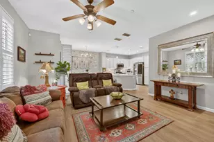 303 Esplanade Cir, Folsom, CA 95630 - Photo 5