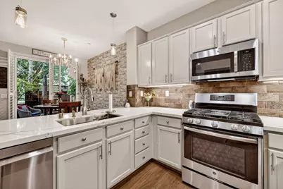 303 Esplanade Circle, Folsom, CA 95630 - Photo 7