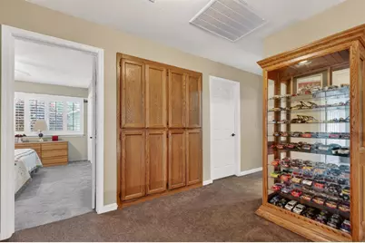 8794 Frosses Court, Sacramento, CA 95828 - Photo 51